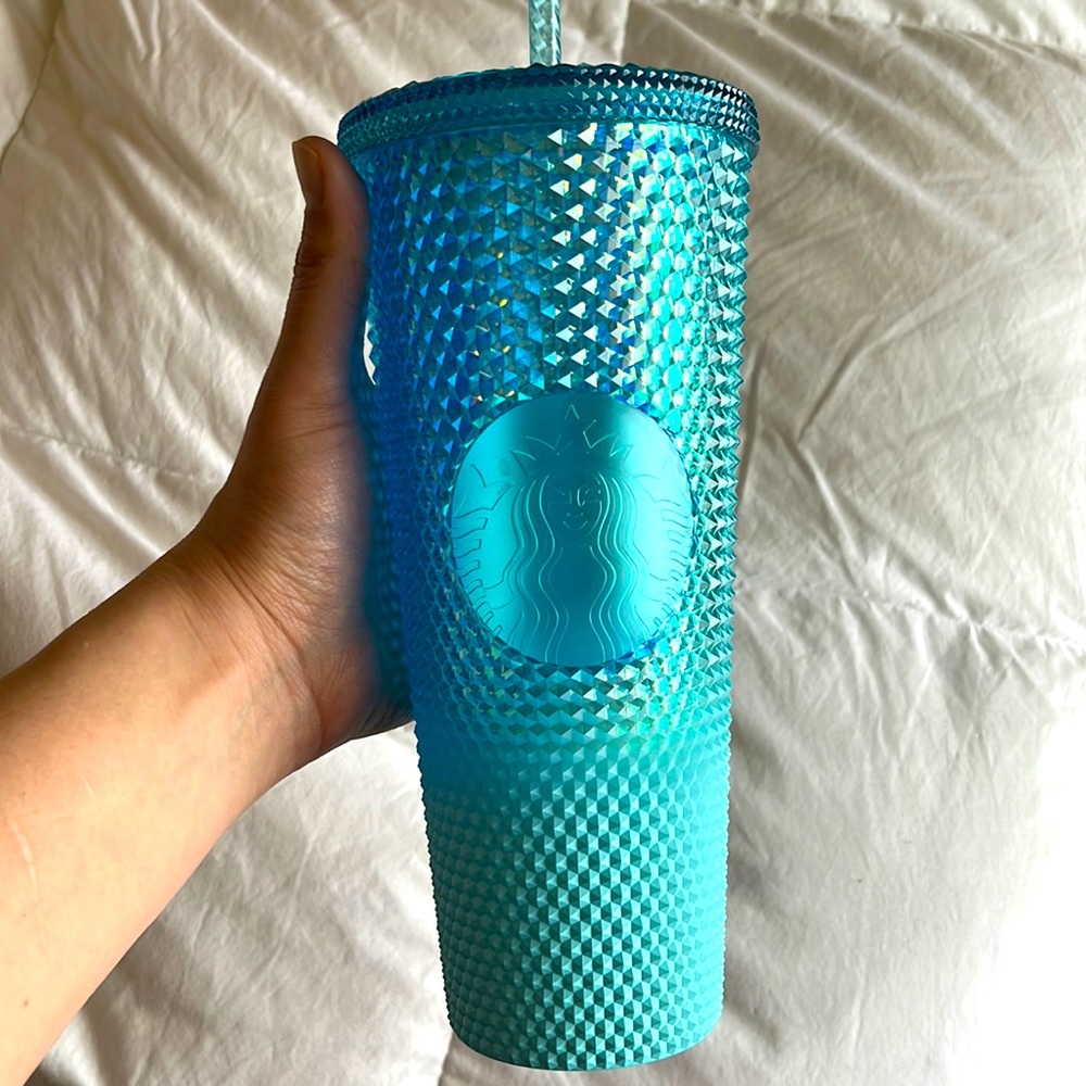 🔥Brand New Starbucks Blue Hombre Venti Tumbler🔥